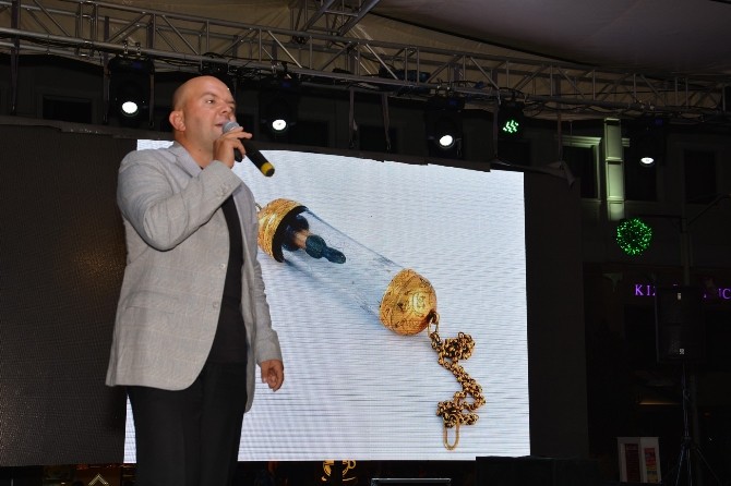 Talha Uğurluel Kutsal Emanetleri Anlattı