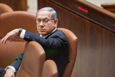 Ameliyata böcek ilacı araçlarıyla gitti