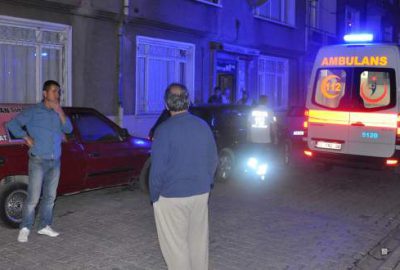 Konya’da şizofreni hastası olduğu öne sürülen şahıs, annesini boğazını keserek