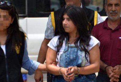 Adana'da 24 yaşındaki A.E., kendilerini müşteri gibi tanıtan polisle fuhuş