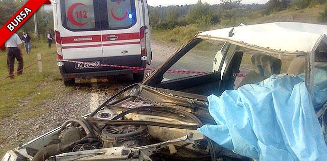 Emekli polis kazada yaşamını yitirdi