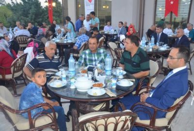 Kilis Valisi Süleyman Tapsız, Ramazan dolayısıyla Valiliğin düzenlediği iftar