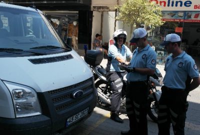 Salihli Belediyesi Zabıta Müdürlüğü Motorlu Trafik Zabıta ekipleri Salihli’de yaya