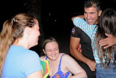 Antalya'da tatil yapan 26 yaşındaki Anastasia Mamutova, Konyaaltı Sahili'nde denize