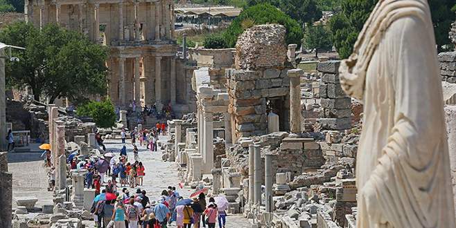 Efes, UNESCO Dünya Miras Listesi’ne girdi