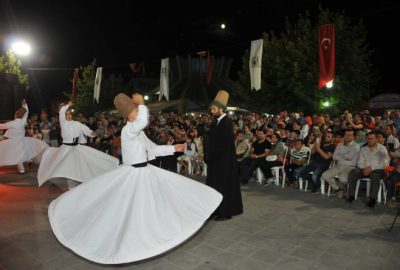 Çan Belediyesi 7. Ramazan Etkinlikleri çerçevesinde, teravih namazından sonra Atatürk