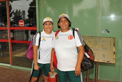 Adanalı sporcular Nesrin Olgun Arslan ve Halime Acet "Çocuk Gelinler