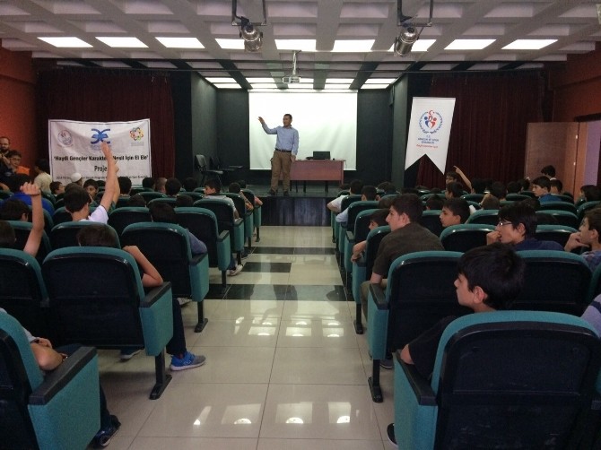 Gençlere Yönelik Aile İçi İletişim Semineri