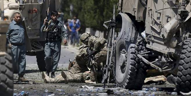 NATO Afganistan’da vuruldu