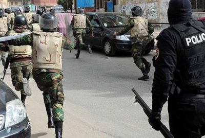 İhvan üyelerine kıskaç