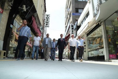 İlkadım Belediyesi tarafından başlatılan Prestijli Sokaklar Projesi kapsamında düzenleme çalışmaları
