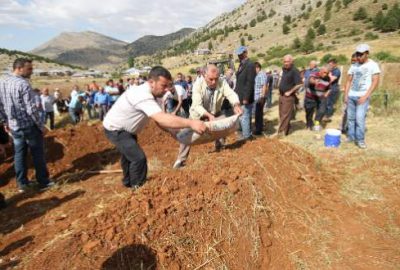 Adana'da 3 kişinin ölümüne neden olan hastalığın Kırım-Kongo kanamalı ateşi