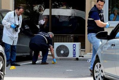 Ankara’da önceki gün tedavi için getirildiği hastanede eşinden aldığı tabancayla,