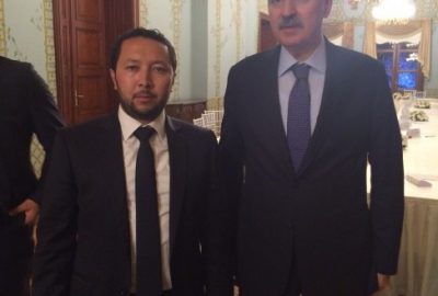 Bağımsız Doğu Türkistanlılar Derneği Genel Başkanı Erkinbeğ Uygurtürk, Başbakan Yardımcısı