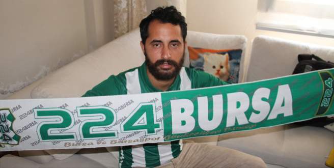 Polisin plastik mermisi gözünü kör etti