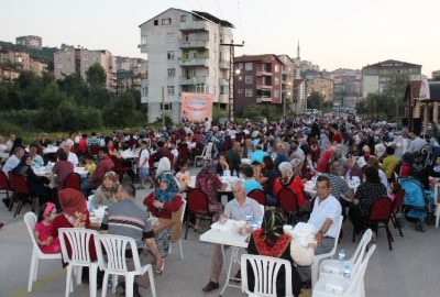 Zonguldak’ın Ereğli ilçesi Gülüç Belediye Başkanı Gökhan Demirtaş tarafından halka