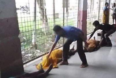 Giysi dağıtımında izdiham: 1’i çocuk 23 kadın öldü