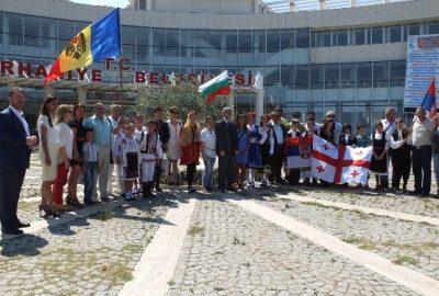 Balıkesir’in Burhaniye ilçesinde, Ramazan etkinlikleri kapsamında Deniz Kum ve Güneş