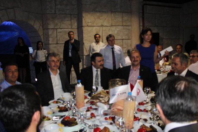 Ankara Nata Vega Outlet Alışveriş Merkezi Yönetimi, Mamak ilçesinde görev