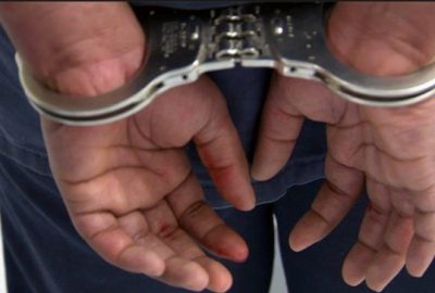 Uşak polisi 6 ayda araması bulunan 896 şahsı yakalamayı başardı.