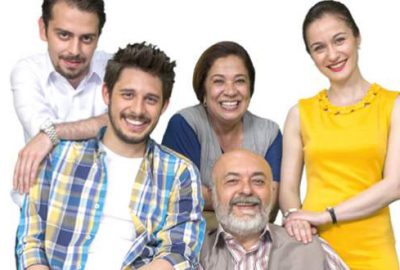 Ünlü isimlerden ‘baba’ komedi