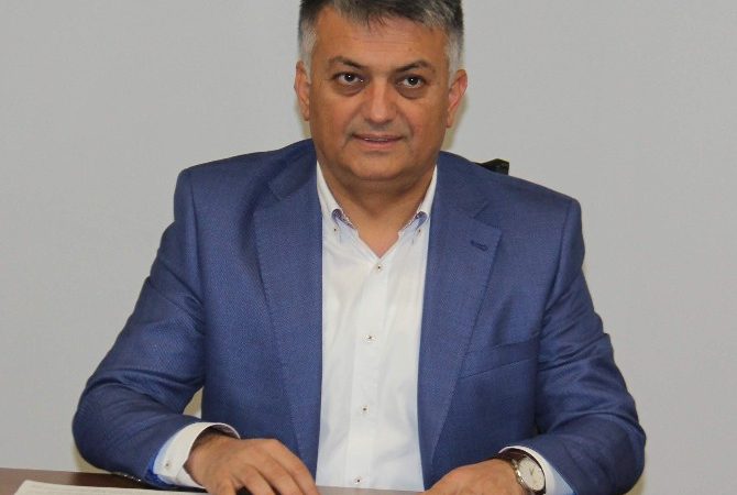 Vali Yazıcı’dan “Yeşil Yol” Açıklaması ’Yeşil Yol’ eylemcilerinin hakkındaki iddialarına cevap veren Rize Valisi Ersin