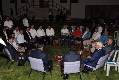 Ekonomi Bakanı Nihat Zeybekci, "Koalisyon için başkalarının dediği gibi ne