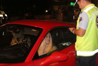 Trafik Denetleme Şube Müdürlüğü ekipleri, Kadıköy'de birçok noktada modifiyeli araçlara