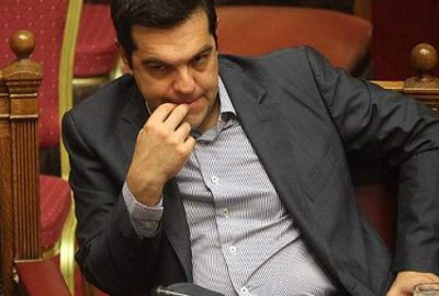 Yunanistan ağır şartları kabul etti