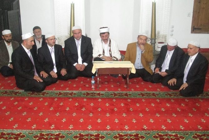 Küre Akşemseddin Camii Kadir Gecesi’nde vatandaşların akınına uğradı. İslam Dünyasının