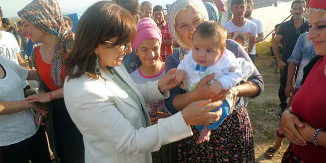 Kolçak’tan mevsimlik işçilere ziyaret