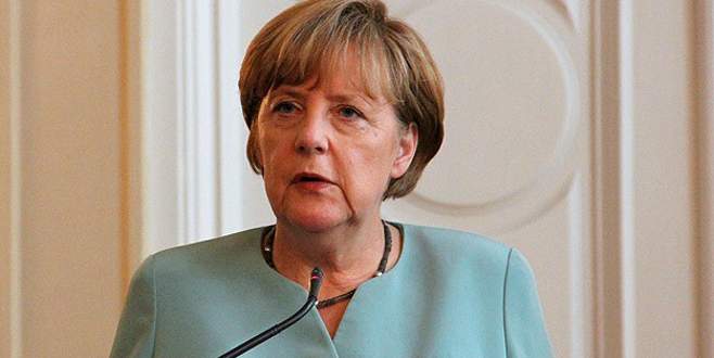 Merkel’in dinlenildiği iddiası