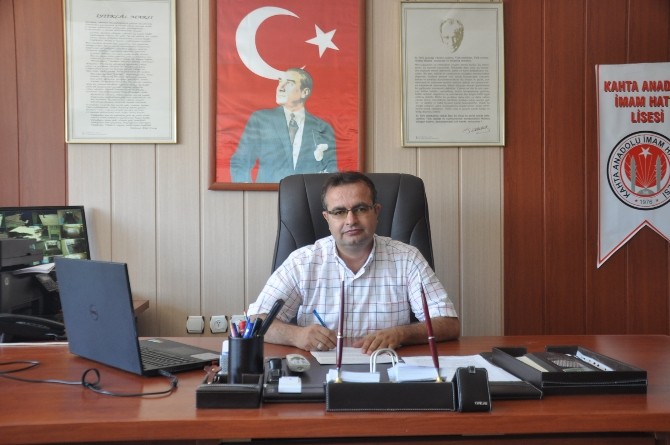 Kahta Anadolu İHL’den Öğrencilere Umre Ve Burs Ödülü