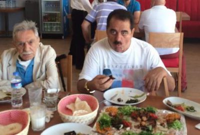 Tatlıses kebaba doymuyor