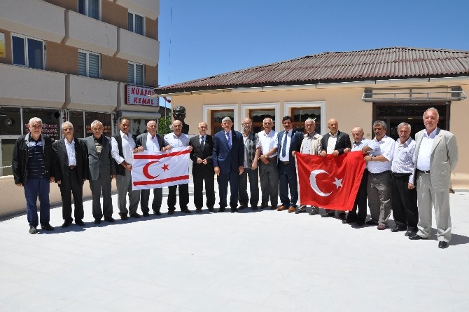 Kıbrıslı Türkü 41 Yıldır Bağımsız
