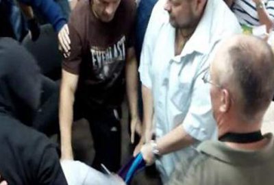 Ünlü şovmene milletvekili dayağı