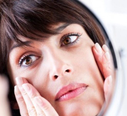 Dermatec Polikliniği Dermatoloji Uzmanı Dr.Ata Nejat Ertek, fazla güneşlenmenin cilt