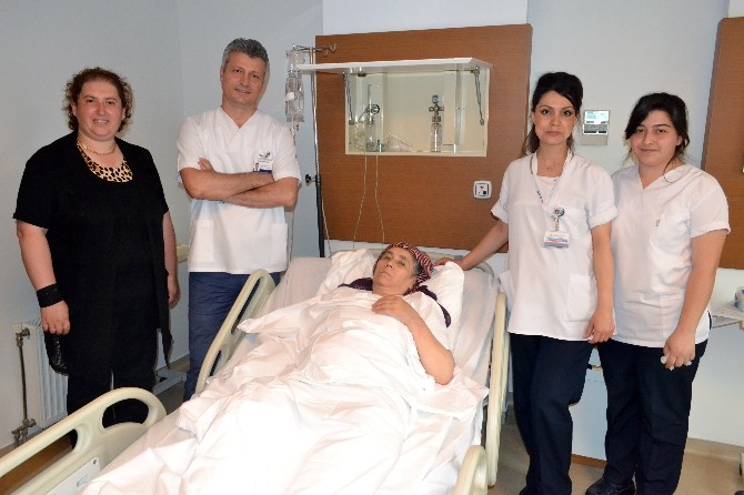 Kanser Hastasına Büyük Anadolu Hastanesinde Tedavi