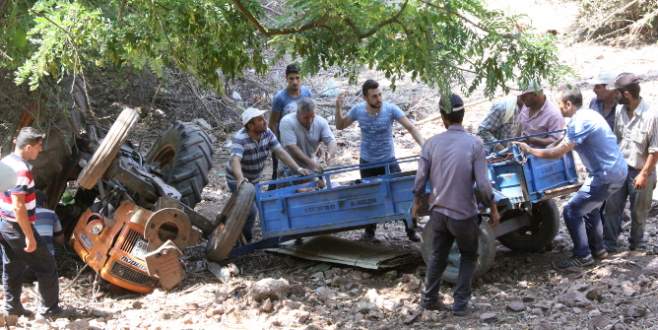 Kaplumbağayı ezmemek için oğlunu kaybetti