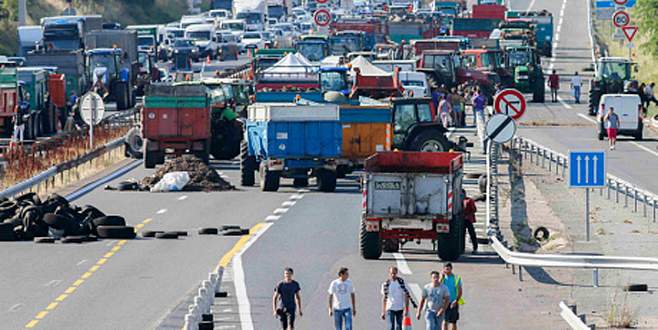 ‘Çiftçi savaşı’ büyüyor