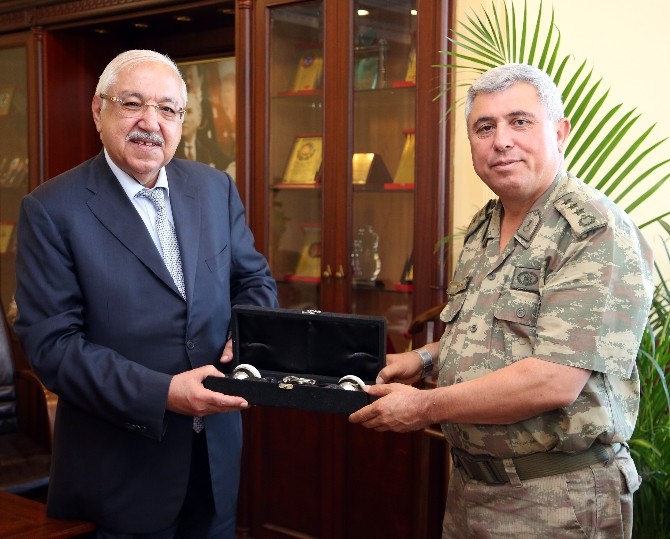 Albay Arslan’dan, Naksan’a Veda Ziyareti