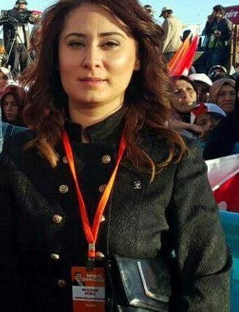 AK Parti Kadın Kolları Başkanı Dereli İstifa Etti AK Parti Sivas Kadın Kolları Başkanı Neslihan Dereli, şahsına yönelik