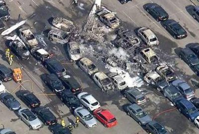 Araba pazarına uçak düştü: 4 ölü