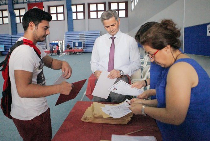 Çukurova Üniversitesi (ÇÜ) 2015-2016 eğitim öğretim yılı kayıtları Sakıp Sabancı