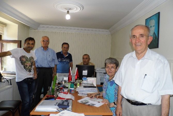 Emekliler Derneği Bartın Şubesinde TOKİ evleri kayıtları devam ediyor. Başbakanlık