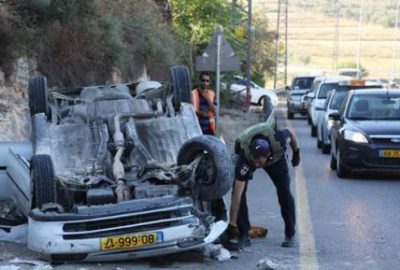 Aracını askerlerin üzerine sürdü