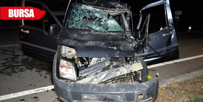 Kamyona arkadan çarptı!