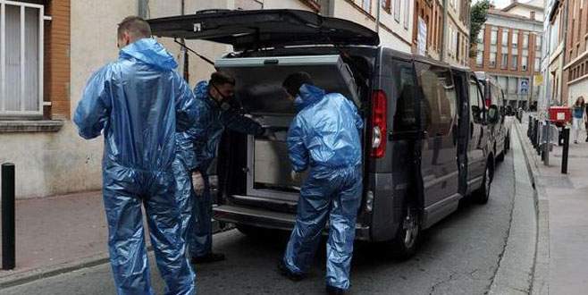 Kurbanlarını öldürüp asitte eritmek istediler