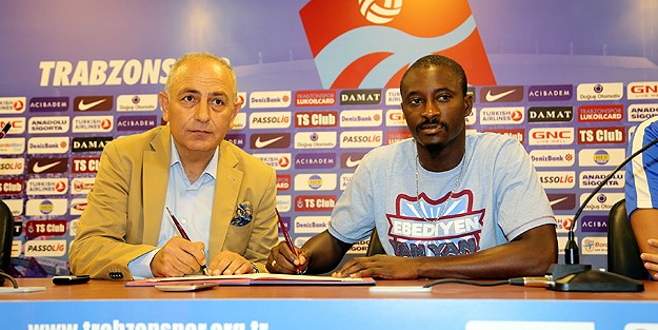 Trabzonspor, N’Doye ile sözleşme imzaladı