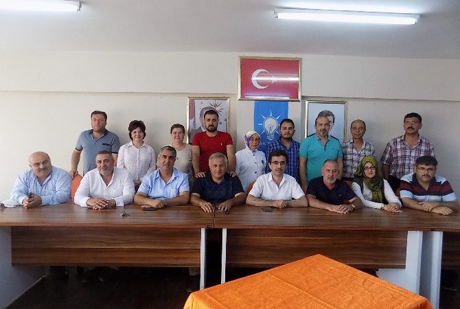AK Parti Nazilli İlçe Başkanı İmran Acar, erken seçim olması